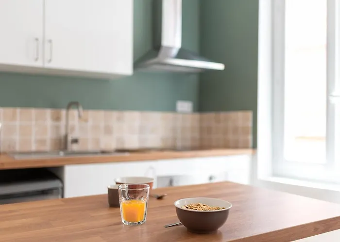 Le Stalingrad - T2 Moderne - à 2 Pas De La Gare